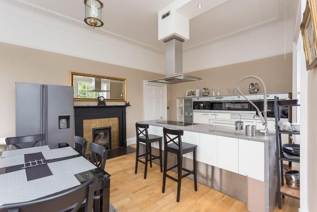Prime Edinburgh City Centre - 4 Bed Penthouse Eksteriør bilde